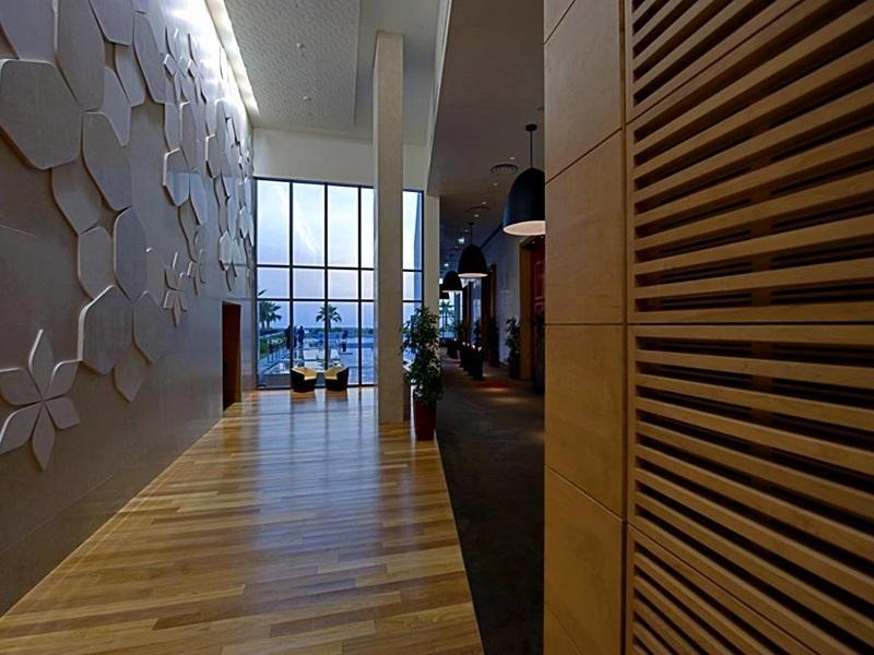 Staybridge Suites Yas Island Abu Dhabi By Ihg Інтер'єр фото